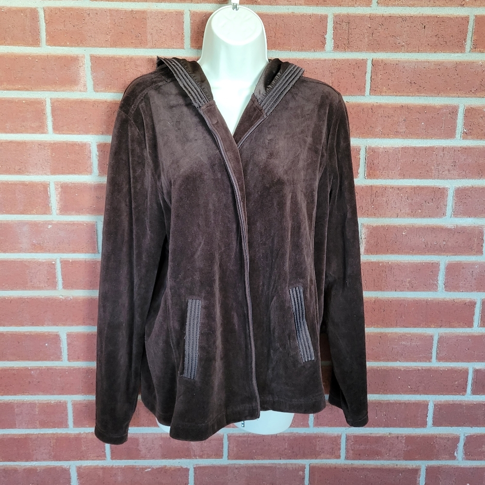 White Stag XL Brown Velour Hooded Zip Front Jacket.  #362